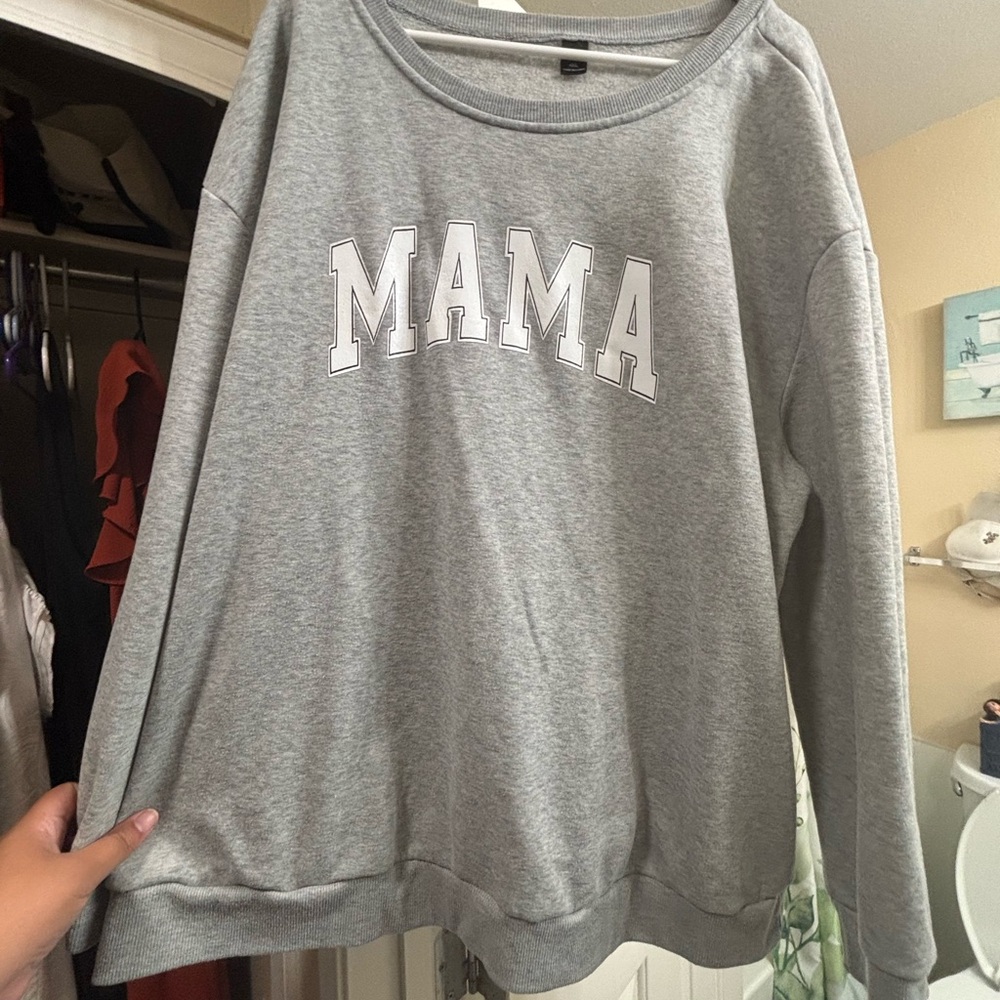 Source Unknown Gray MAMA Crew Neck Sweater